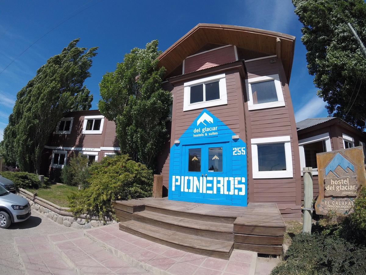 Hostel Los Pioneros El Calafate Exterior photo