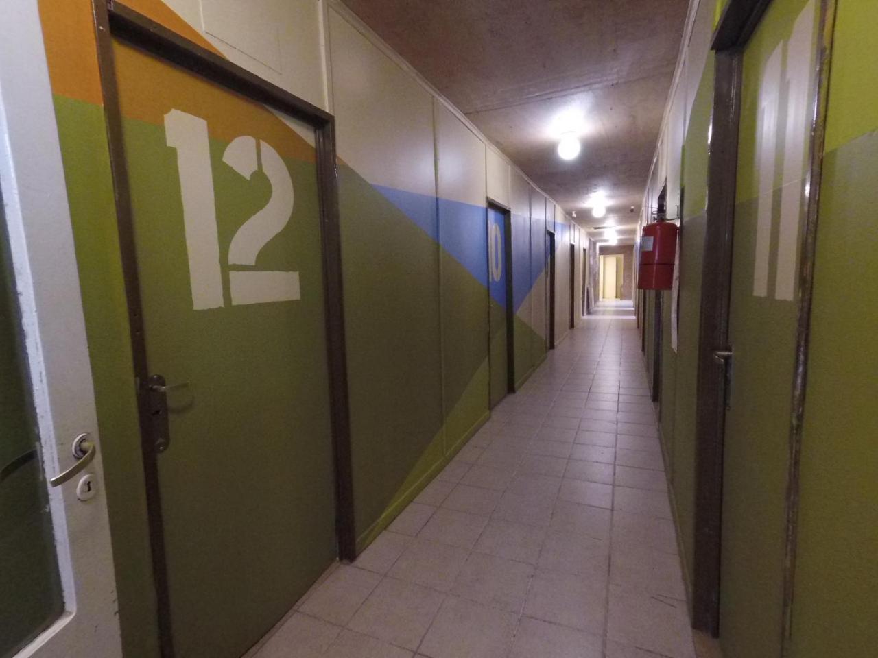 Hostel Los Pioneros El Calafate Exterior photo