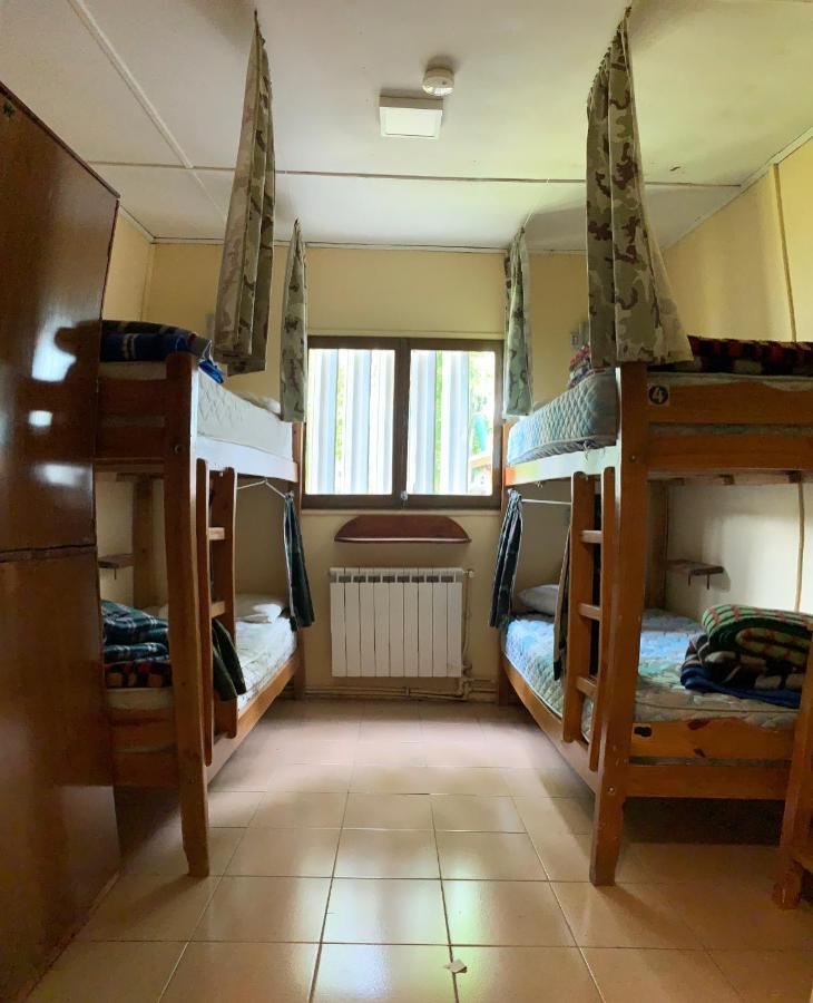 Hostel Los Pioneros El Calafate Room photo